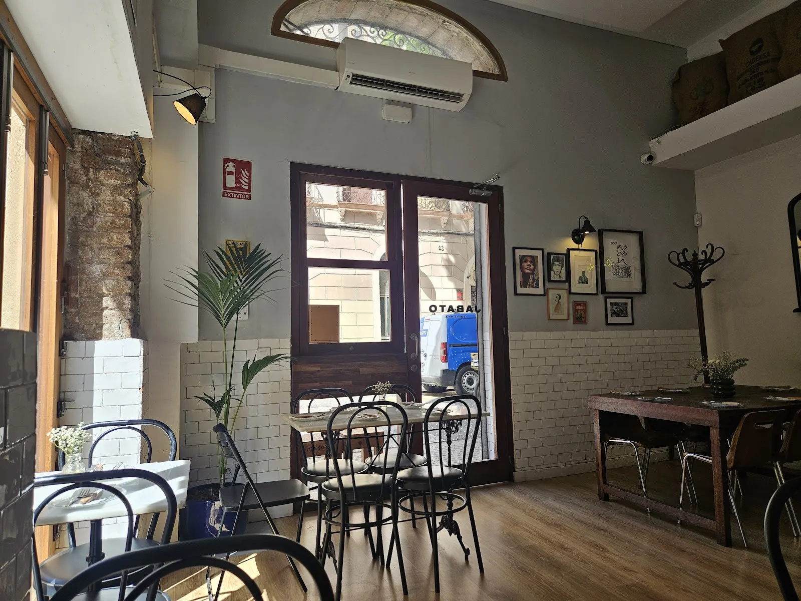 El comedor antes de abrir